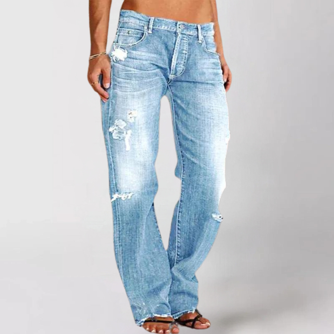 Victoria - Loose, wide-cut denim jeans for women