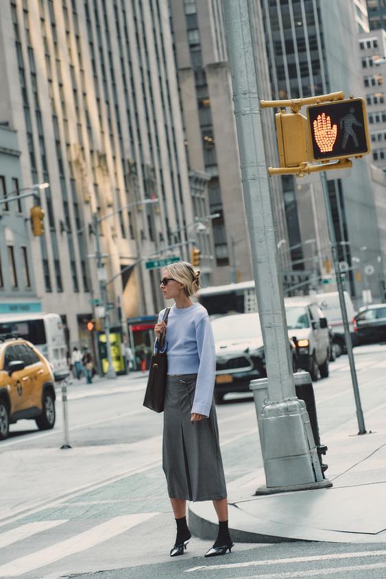 Cropped knit sweater with wide sleeves